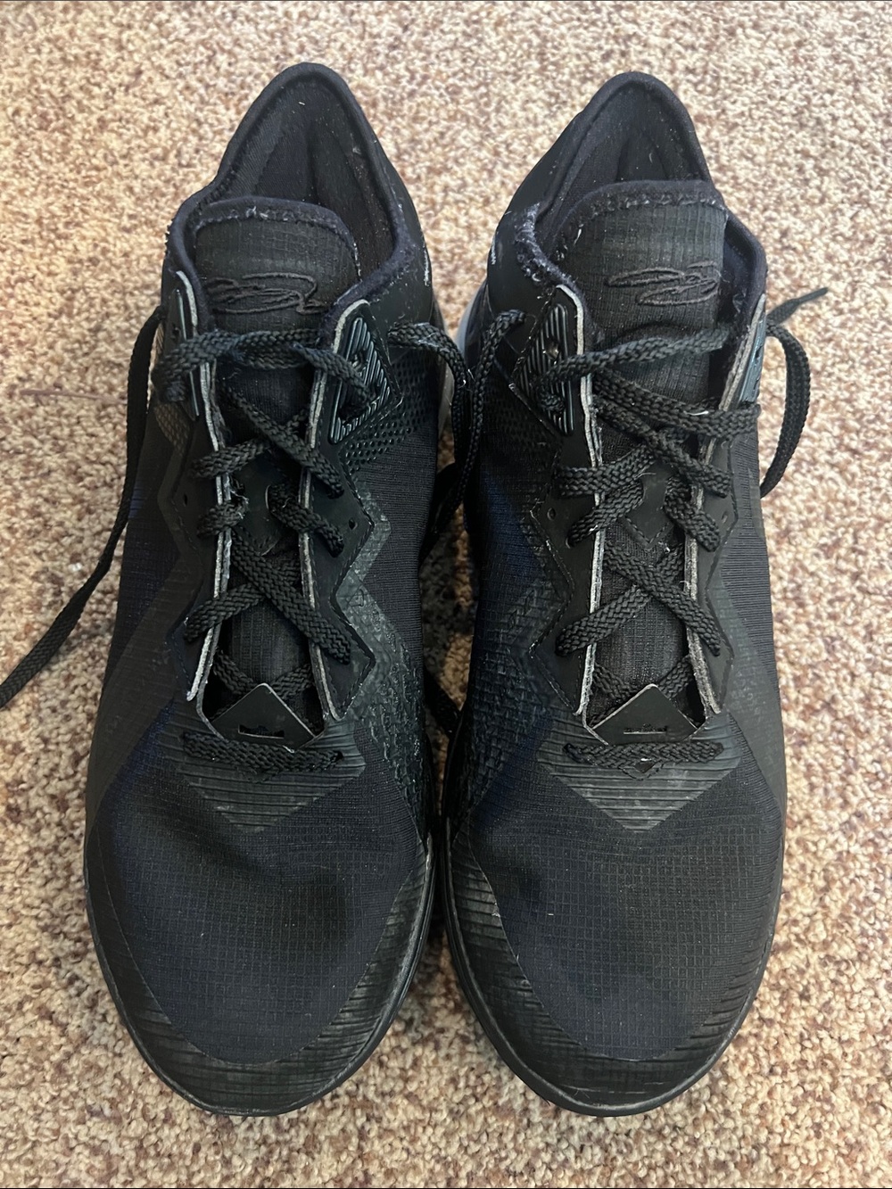 LeBron 18 low Nike Basketball Shoes